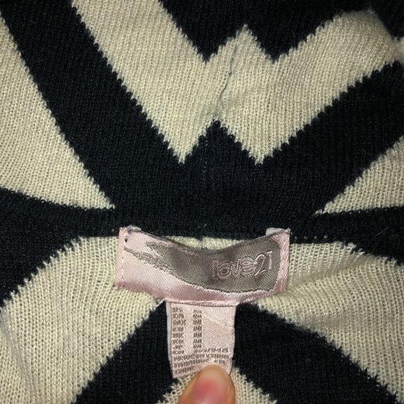 women’s medium love 21 cardigan - Picture 6 of 7